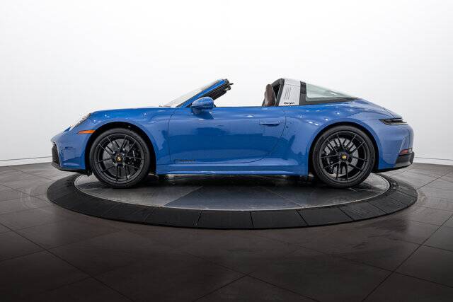 2025 911 4 GTS picture #2