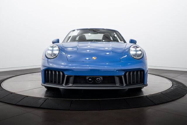 2025 911 4 GTS picture #10