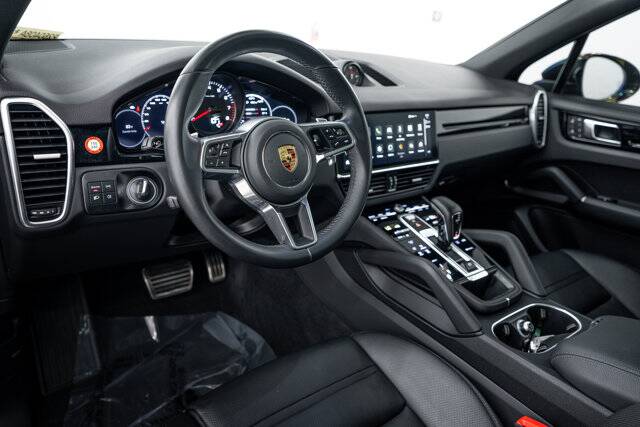 2023 Cayenne S picture #4