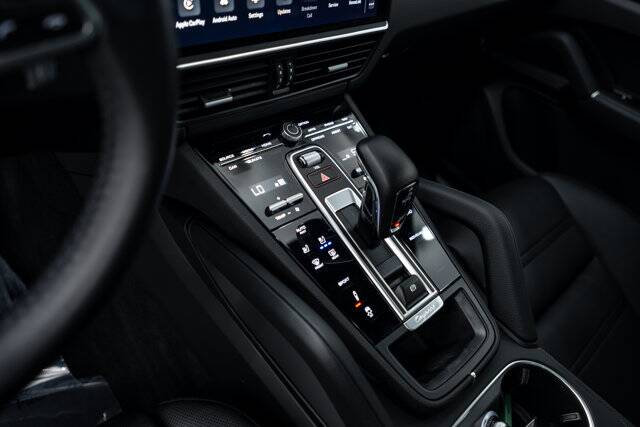 2023 Cayenne S picture #15