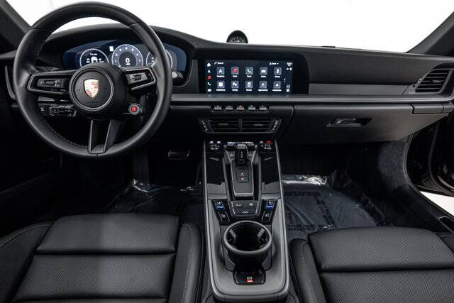 2025 911 Carrera picture #12