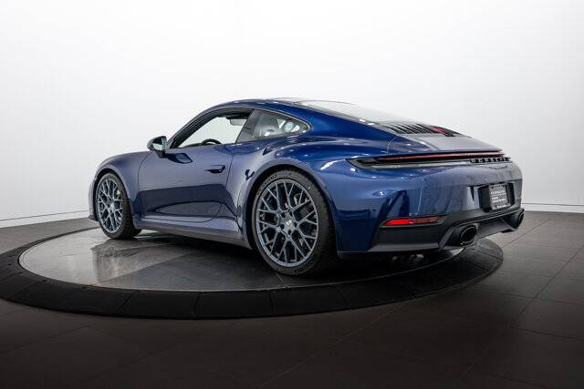 2026 911 Carrera T picture #3