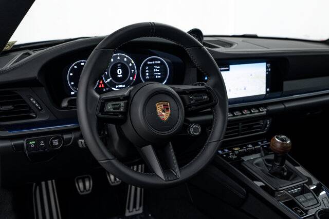 2026 911 Carrera T picture #15