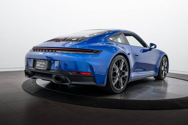 2026 911 Carrera T picture #7