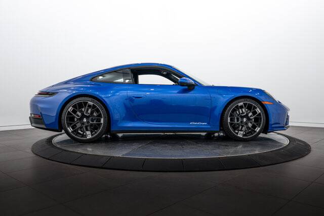 2026 911 Carrera T picture #8