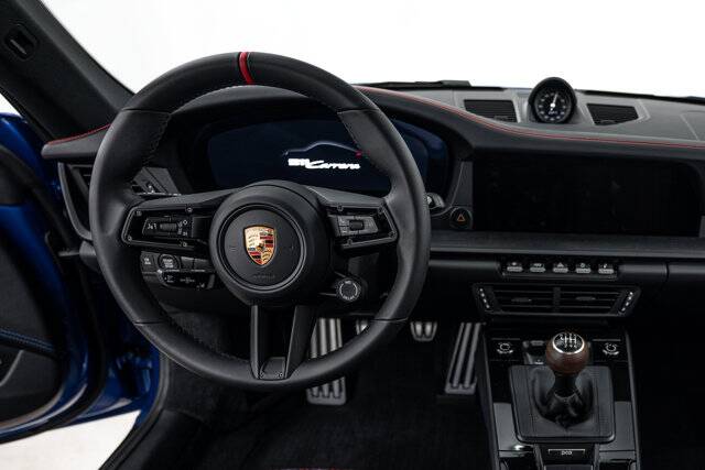 2026 911 Carrera T picture #13