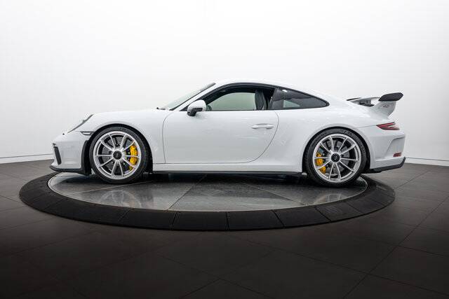 2018 911 GT3 picture #2