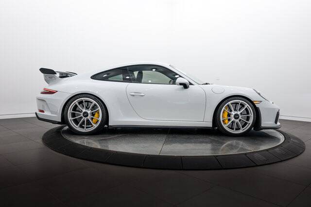 2018 911 GT3 picture #8