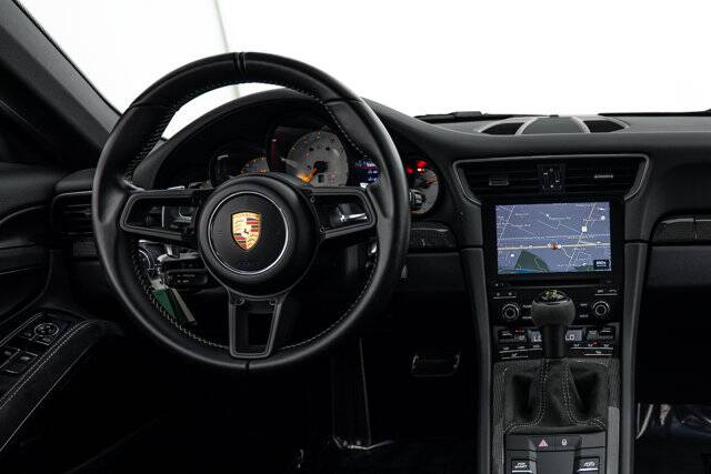 2018 911 GT3 picture #14