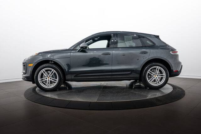 2026 Macan picture #2