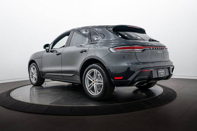 2026 Macan picture #3