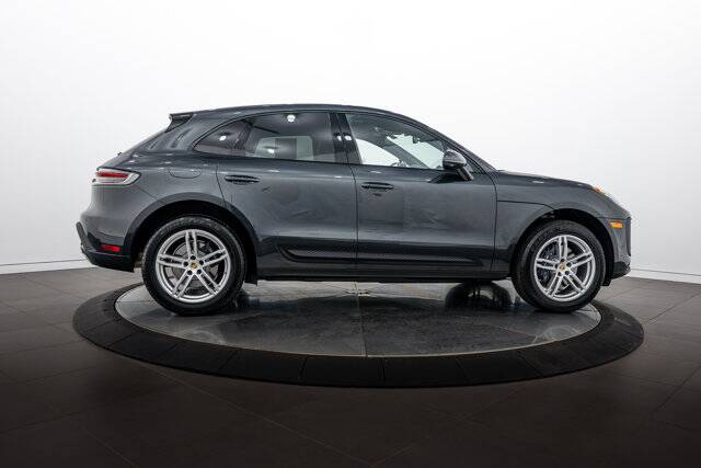 2026 Macan picture #8