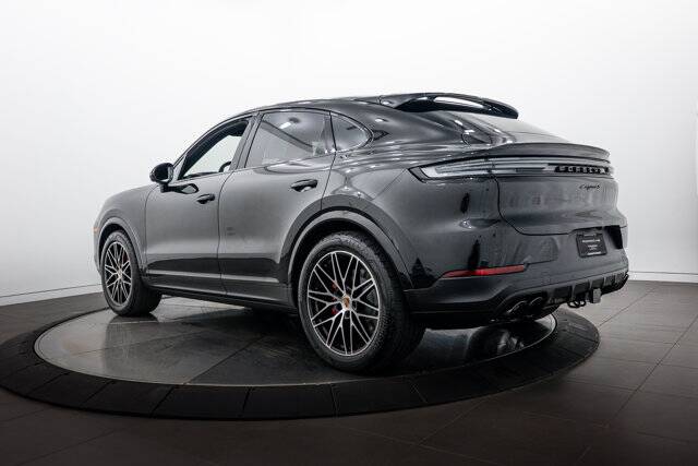 2026 Cayenne S Coupe picture #3