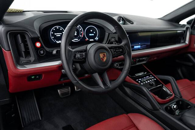 2026 Cayenne S Coupe picture #14