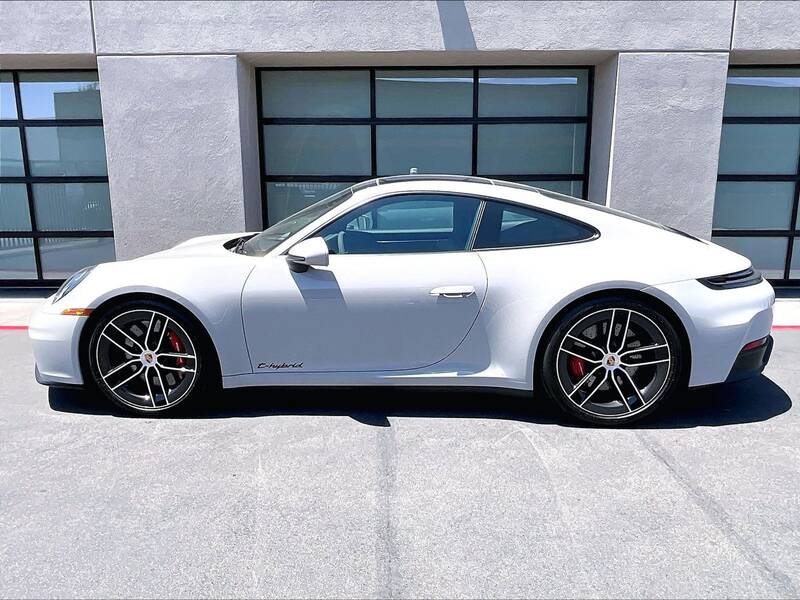 2026 911 Carrera GTS picture #2