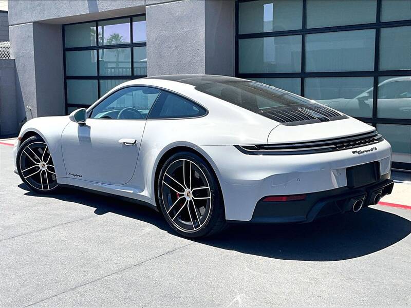 2026 911 Carrera GTS picture #3