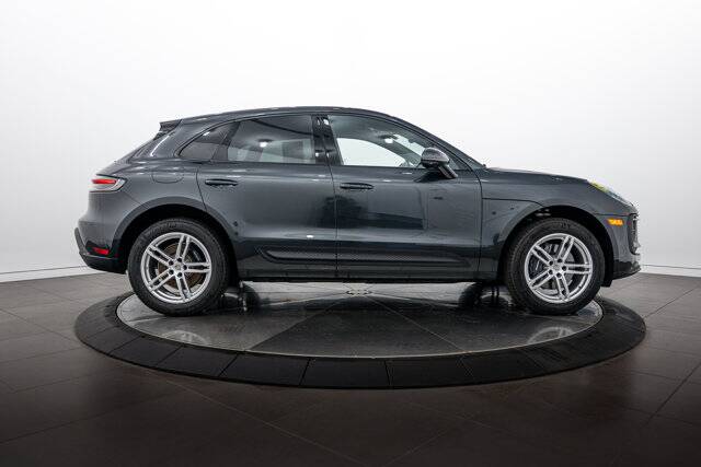 2026 Macan picture #8
