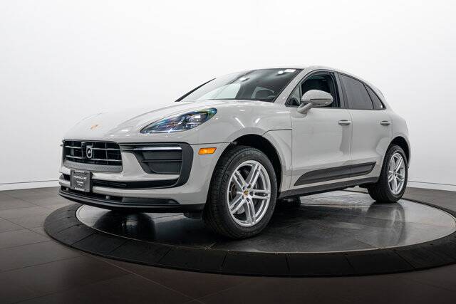 2026 Macan picture #1
