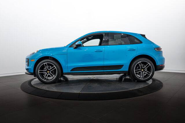 2019 Macan picture #2