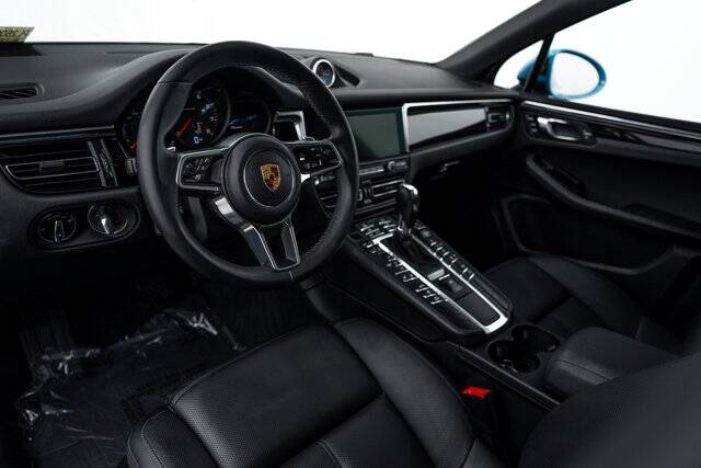 2019 Macan picture #4