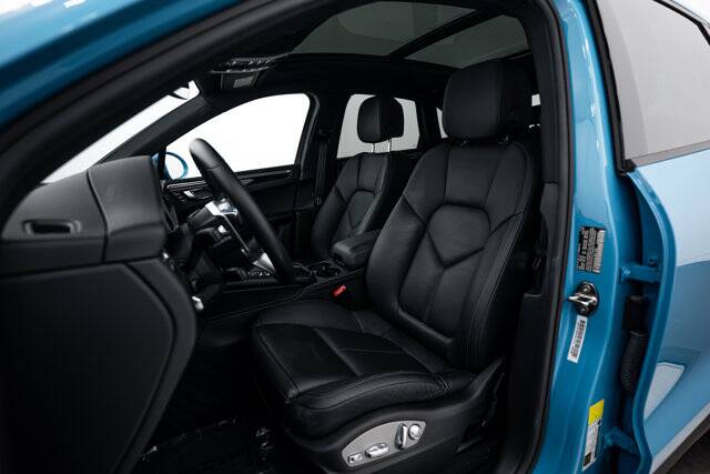 2019 Macan picture #5
