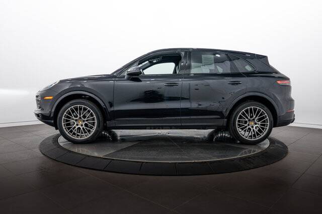 2022 Cayenne S Platinum Edition picture #2