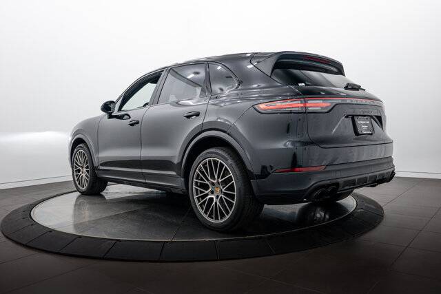 2022 Cayenne S Platinum Edition picture #3