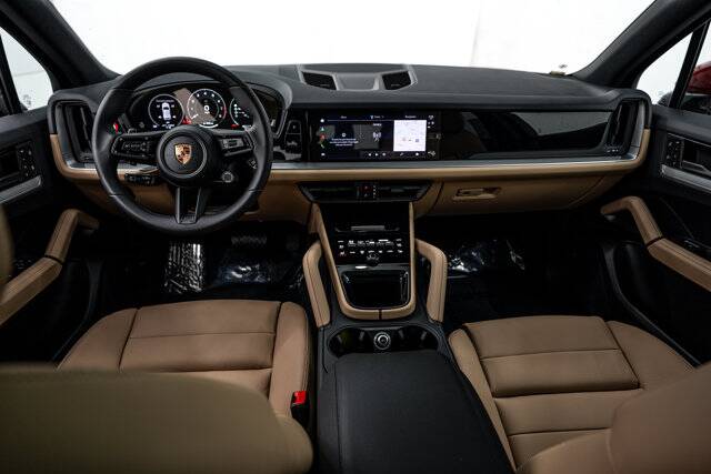 2026 Cayenne picture #13