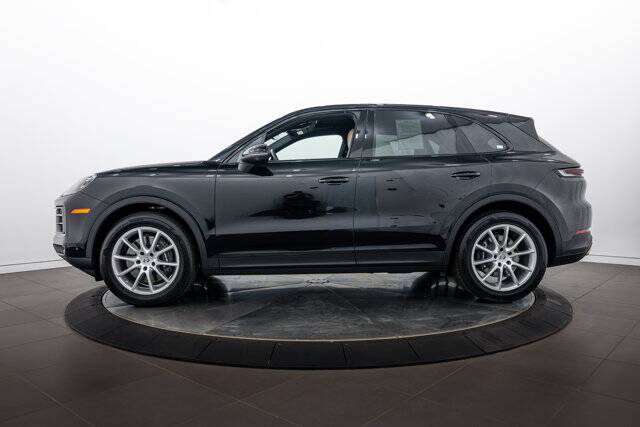 2026 Cayenne picture #2