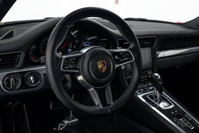 2017 911 Carrera picture #13