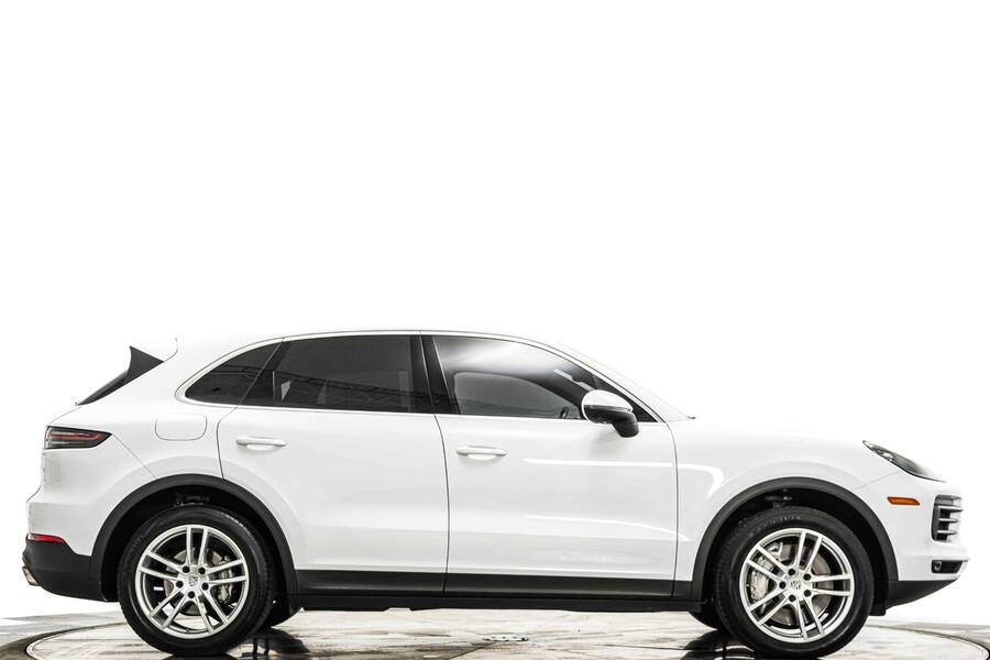 2023 Cayenne -Premium Package Plus, Bose Audio, Panoramic Roof picture #1
