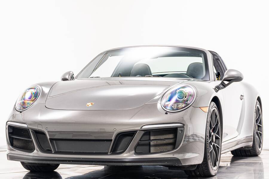 2018 911 Targa 4 GTS -Premium Package Plus, Deviating Stitching picture #4