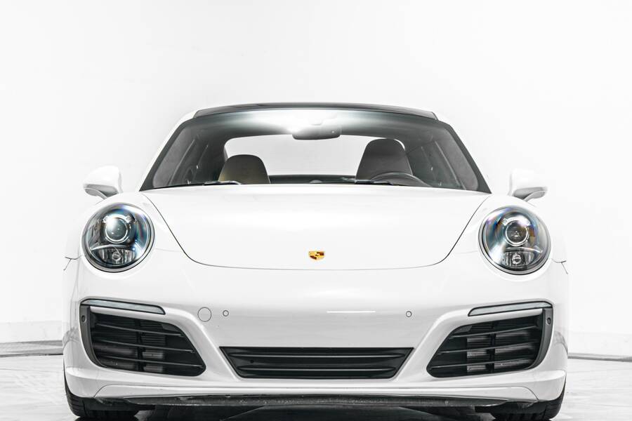2019 911 Carrera 4S- Sport Package, Two-Tone Interior picture #3