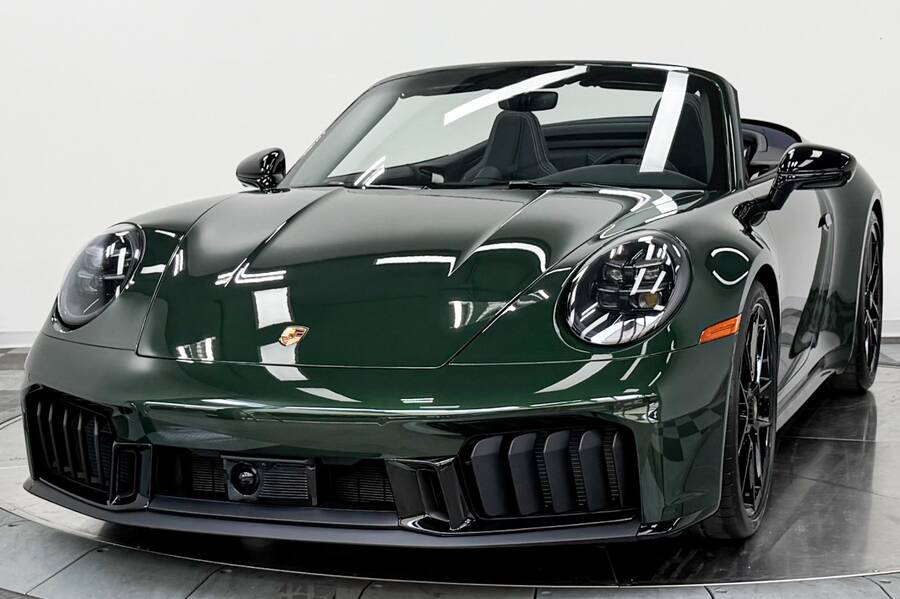 2026 911 Carrera GTS -Carbon Ceramic Brakes, Premium Package picture #4