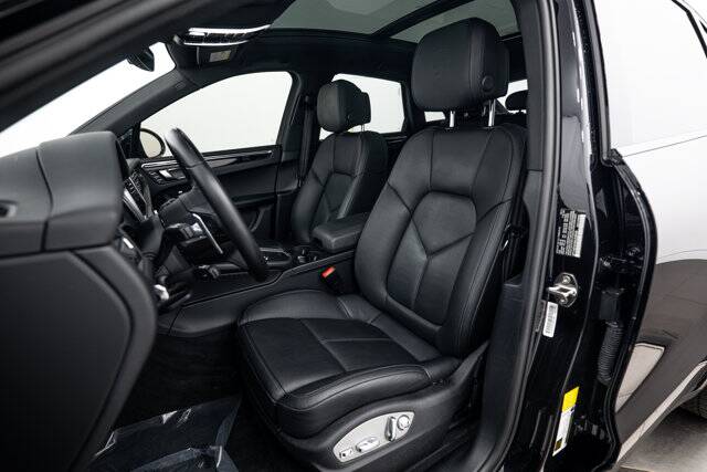 2021 Macan S picture #5