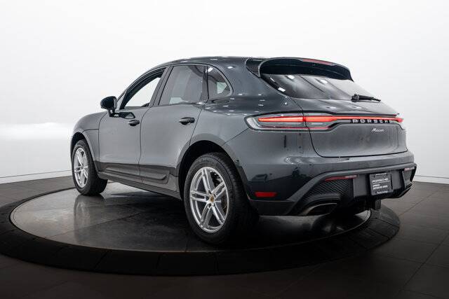 2026 Macan picture #3