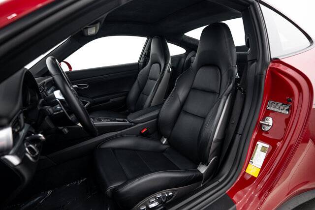 2017 911 Carrera 4S picture #5