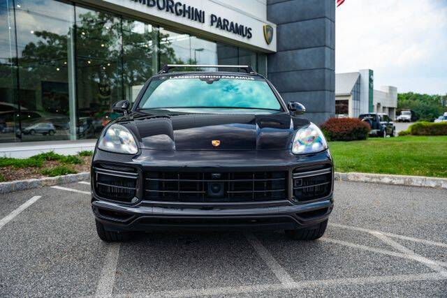 2022 Cayenne Turbo picture #3
