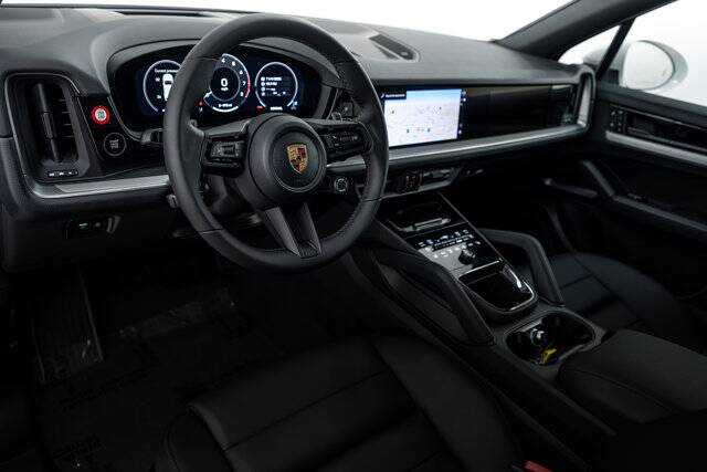 2026 Cayenne picture #4