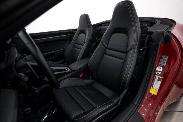 2024 911 Carrera 4S picture #5