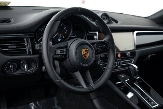 2026 Macan T picture #15