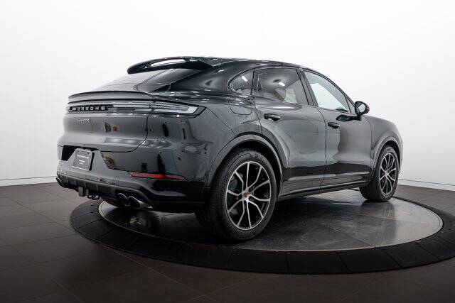 2026 Cayenne picture #7