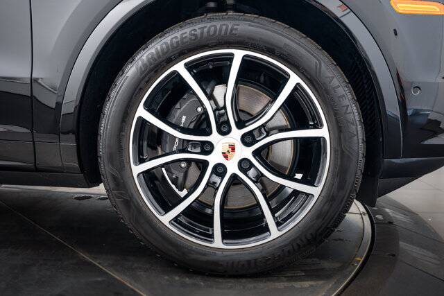 2026 Cayenne picture #11