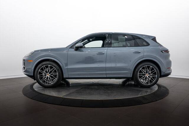 2026 Cayenne picture #2