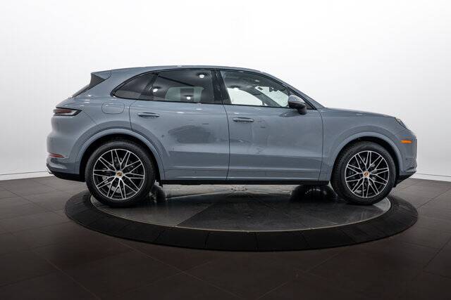 2026 Cayenne picture #8