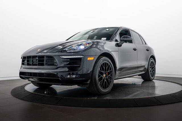 2018 Macan GTS picture #1