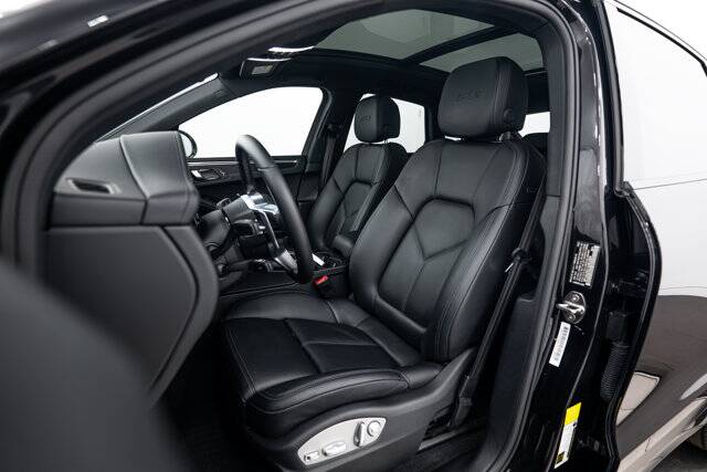 2018 Macan GTS picture #5