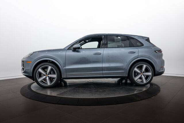 2026 Cayenne picture #2