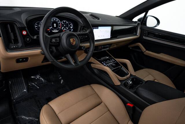 2026 Cayenne picture #4