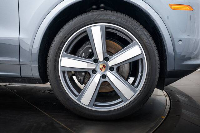2026 Cayenne picture #11